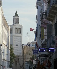 Tunis, le Souk: bientôt la révolution de Jasmin