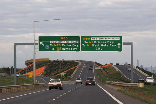 Deer Park Bypass westbound at the Western Ring Road interchange