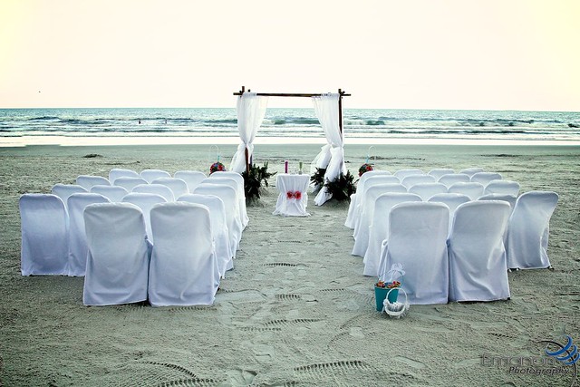 Here's the set up from Paradise Beach Weddings