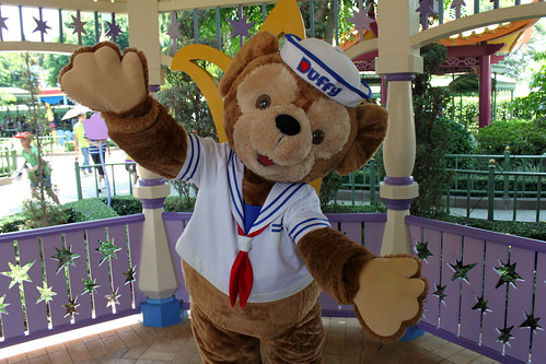Meeting Duffy the Disney Bear