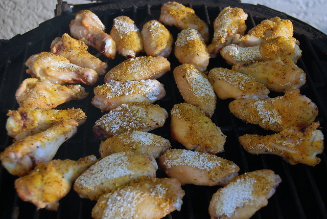 Chicken Wings on The Big Green Egg