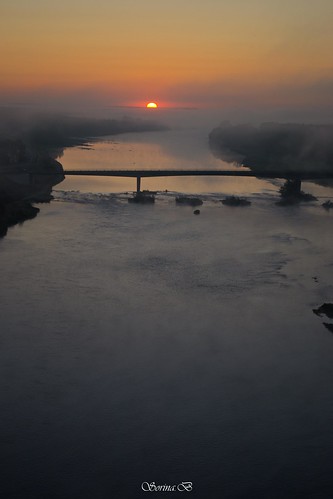 Lever de soleil sur Loire / Sunrise over Loire