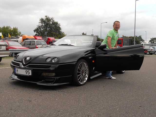 Alfa Romeo Spider 916 1995