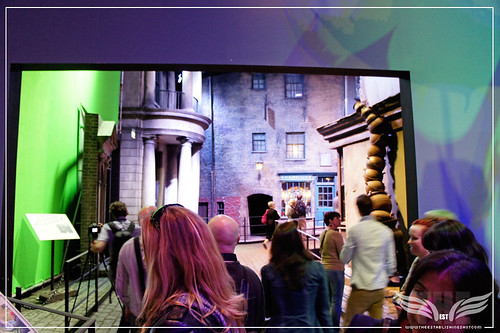 The Establishing Shot: The Making of Harry Potter Tour - Leaving the Creature Shop & entering Diagon Alley by Craig Grobler