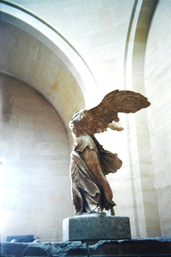 La Victoire de Samothrace - Winged Victory of Samothrace (Nike of Samothrace), Musée du Louvre, Paris _ 8091 HDR 500