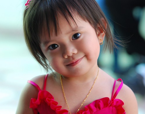 無料写真素材|人物|子供女の子|フィリピン人