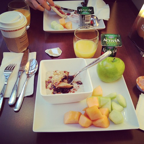 Hyatt Place hotel breakfast