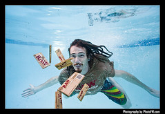 Underwater with HighDro & RAW Rolling Papers