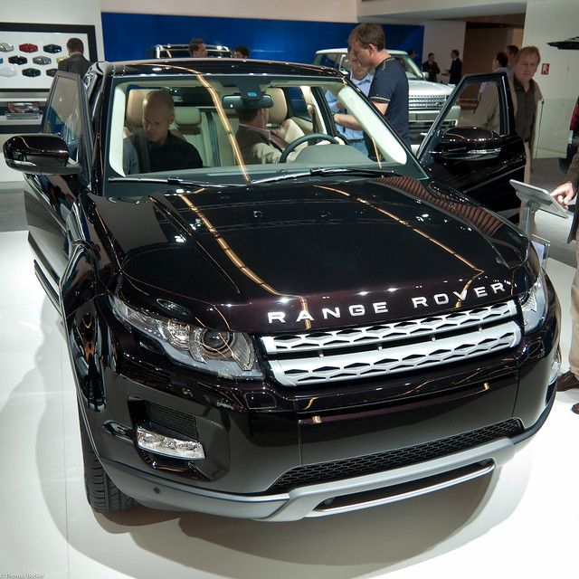 Range Rover Evoque in Barolo Black