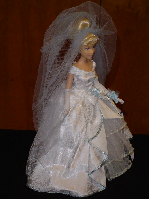 Unveiling the Disney Once Upon a Wedding Cinderella Doll 18 Veil As Wings 