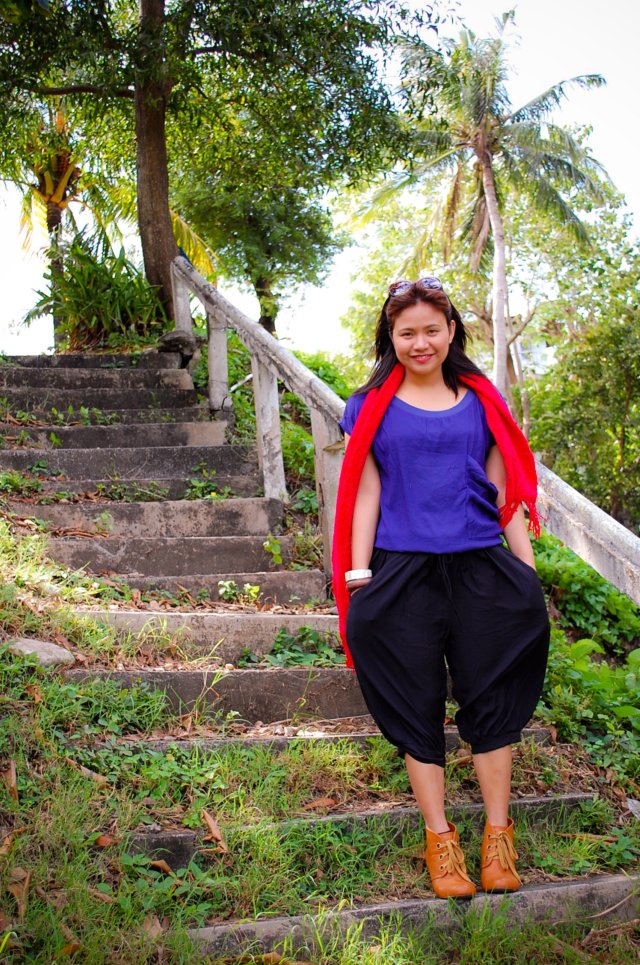 two-tone jumpsuit, denise katipunera, Pinay Fashion Blogger, mommy style, fashion on a budget, thrift finds, ukay ukay, wooden heel booties, color block