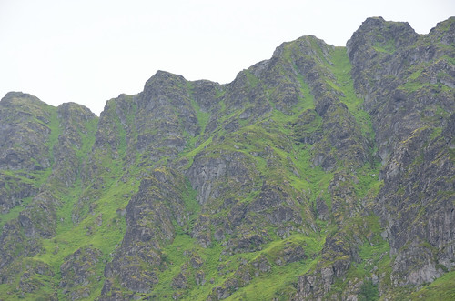 Green and gray peaks