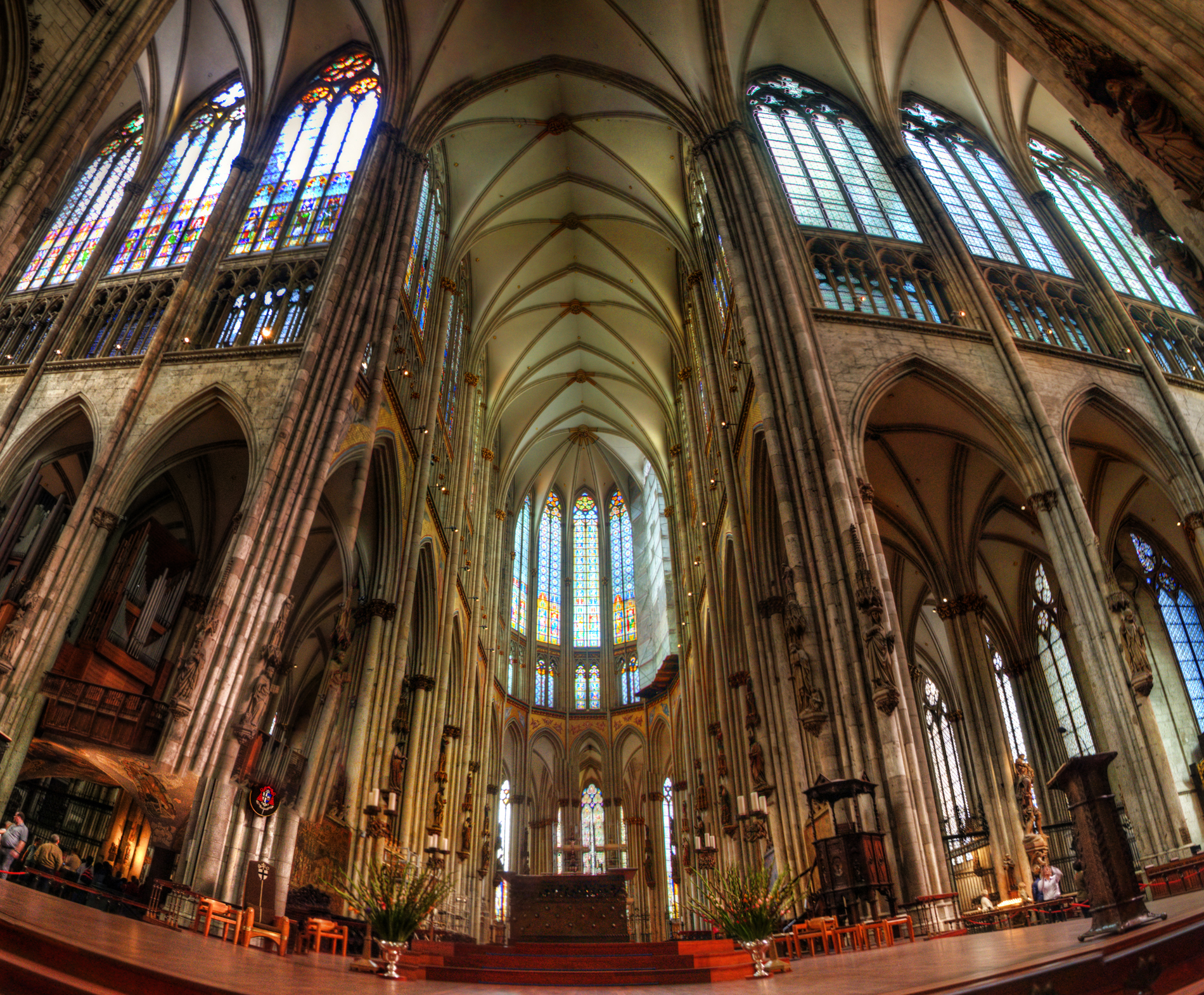 cologne-cathedral-inside-flickr-photo-sharing