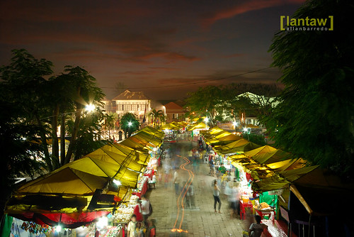 Night Market after sundown (in front of the Taal Basilica)