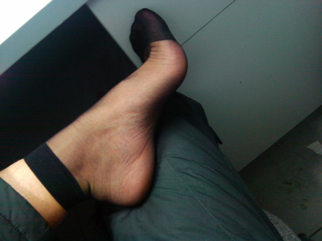 Nylon Feet 2