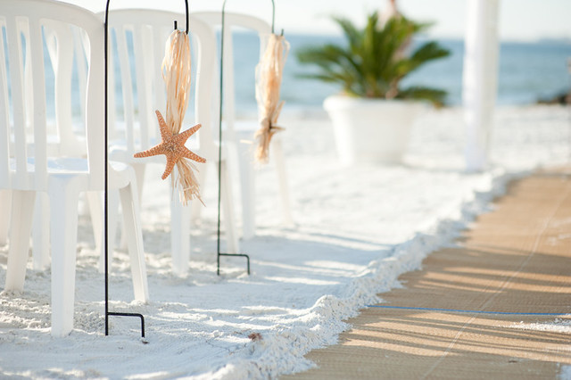 beach wedding aisle decorations