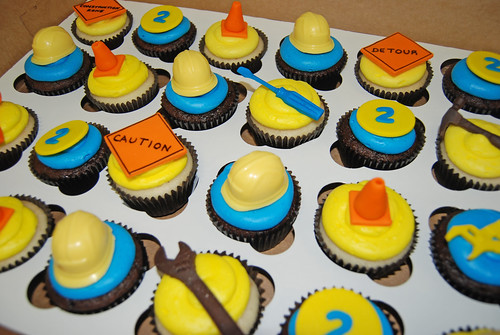 2nd birthday construction themed cupakes for a Bob the Builder celebration closeup