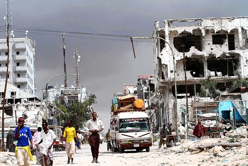 Fighting is continuing between the US-backed AMISOM forces and the Al-Shabab Islamic resistance movement in the capital of Mogadishu, Somalia. Kenya has also invaded the country in the last several months. by Pan-African News Wire File Photos