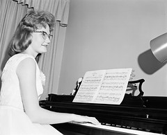 Unidentified Wedding Pianist