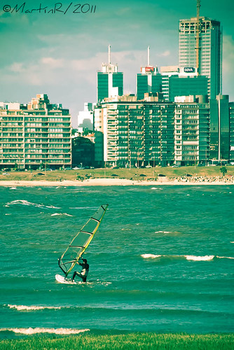 Windsurf in the city