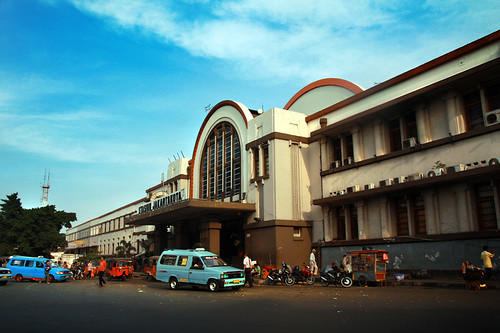 Stasiun Jakarta Kota by mas_jati