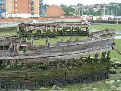Wreck on the Itchen