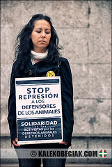 Concentración animalista en Abando por los activistas detenidos