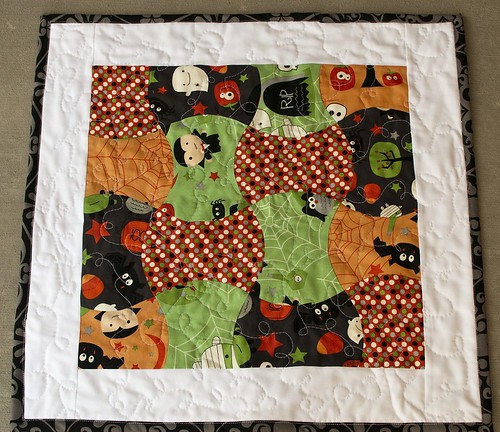 Halloween Wall-Hanging/Table Topper