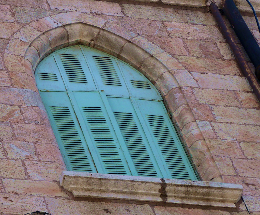 11-11-2011-jerusalem-windows3