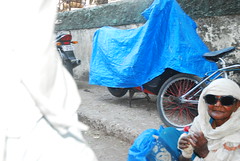 Beggar Woman Shot By Marziya Shakir 4 Year Old by firoze shakir photographerno1