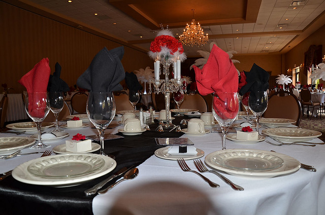 Accenting the red white and black wedding decor the wedding reception 