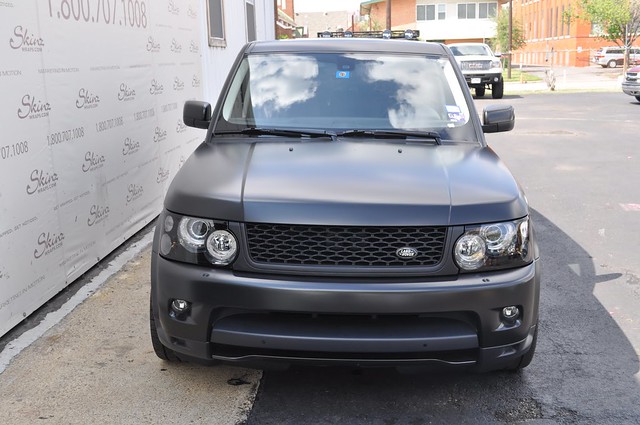 Skinzwraps Matte Black on a Range Rover in Dallas