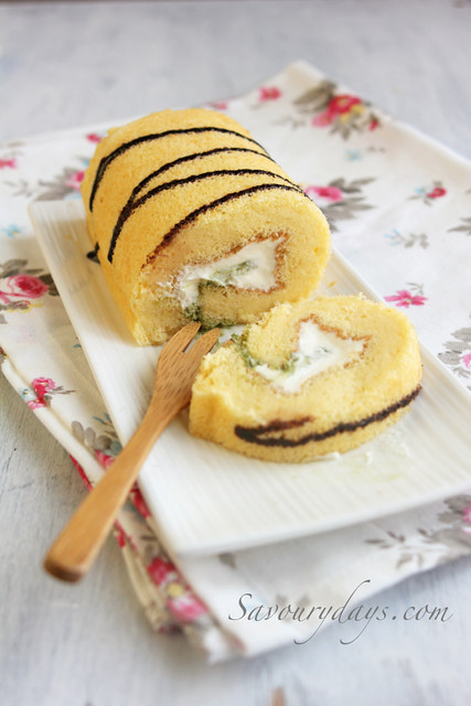 Cake roll with matcha cream filling 