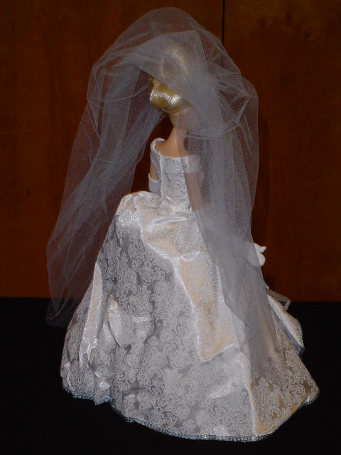 Unveiling the Disney Once Upon a Wedding Cinderella Doll 16 Veil As Wings 