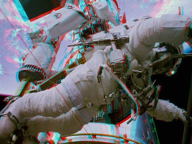 IMAX Hubble Scene 04 Anaglyph STS125 Mission Specialist Andrew 