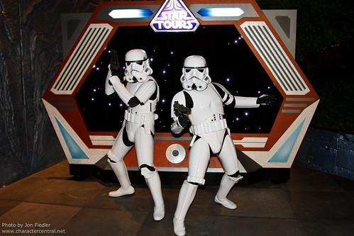 DL Oct 2011 - Meeting Stormtroopers