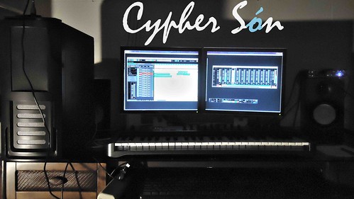 Cypher Son{e} Studios (Photography by Wachy)