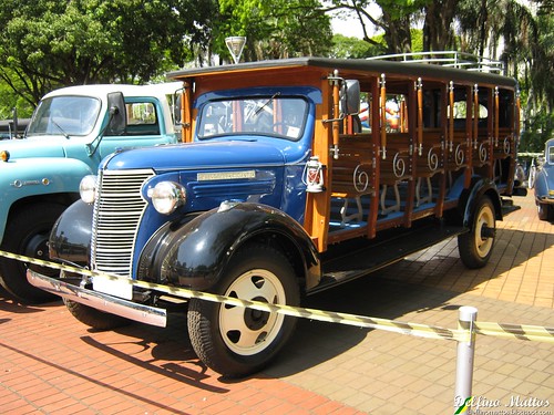 5º Encontro Regional de Carros Antigos de Maringá