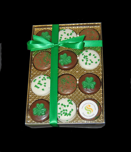 St Patricks Day Oreo gift boxes