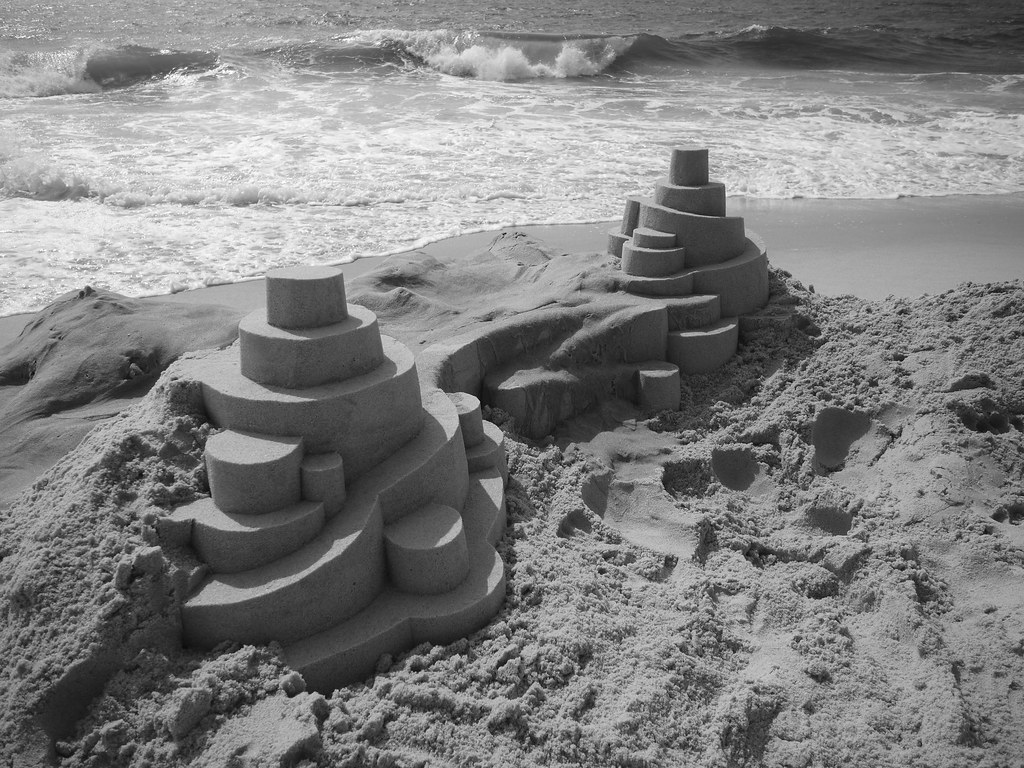 6114185727 d830144b6a b Geometric Sand Sculptures by Calvin Seibert