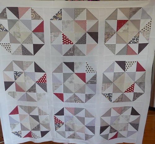 HST quilt top finished