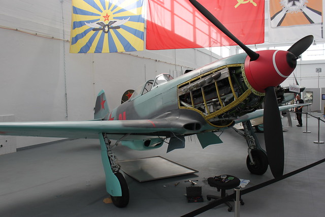 Jakowlew Jak-9 UM