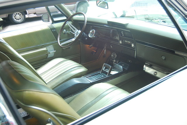 Interior 1968 Chevrolet Impala SS'6 Bucket seats A C Tilt Wheel 