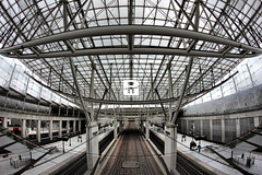 Aéroport et gare Charles De Gaule