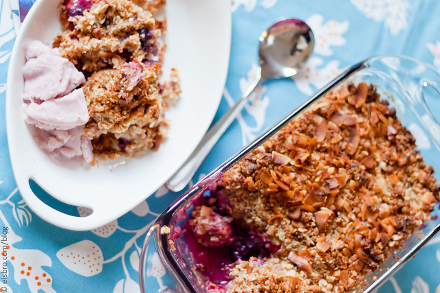 Blueberry Strawberry Crumble