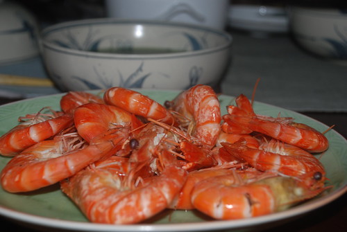 Steamed prawns with beer 