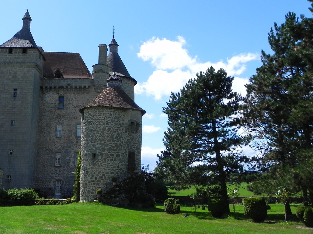 Château de Villemonteix, Saint-Pardoux-les-Cards, Creuse,  Limousin, France