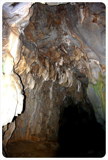 cave near muang ngoi neua