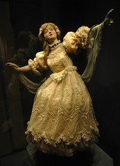 ANGERA (VA)  Museo della Bambola e del Giocattolo 