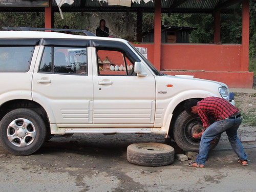 Flat tire on the road to Kohima